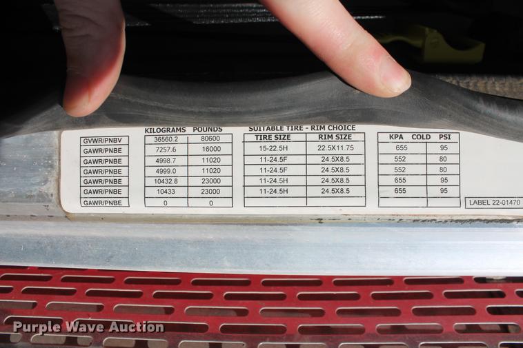 image for item DB5117 2006 Peterbilt 357 dump truck