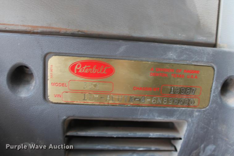 image for item DB5117 2006 Peterbilt 357 dump truck