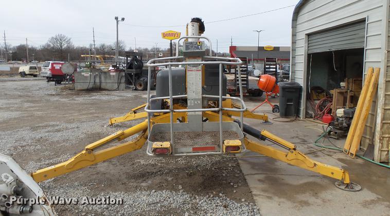 image for item DB7211 2007 Bil-jax 5533A boom lift