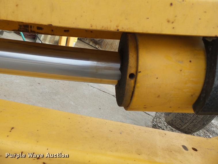 image for item DB7211 2007 Bil-jax 5533A boom lift