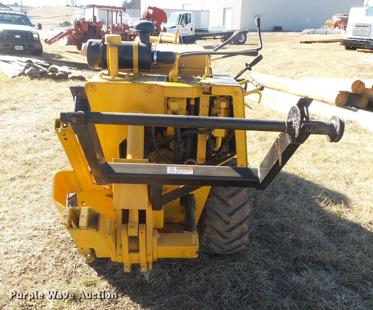 image for item DB7285 1996 Vermeer LM42 vibratory cable plow