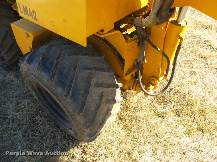 image for item DB7285 1996 Vermeer LM42 vibratory cable plow