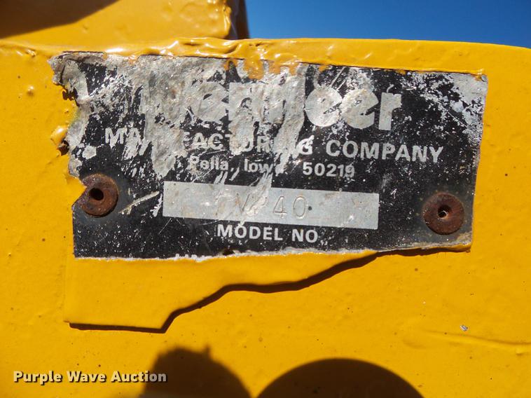 image for item DB7285 1996 Vermeer LM42 vibratory cable plow