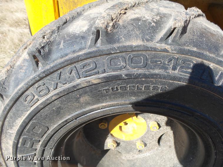 image for item DB7285 1996 Vermeer LM42 vibratory cable plow