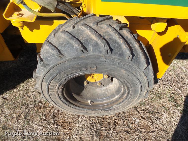 image for item DB7285 1996 Vermeer LM42 vibratory cable plow