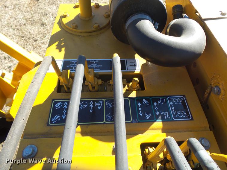 image for item DB7285 1996 Vermeer LM42 vibratory cable plow