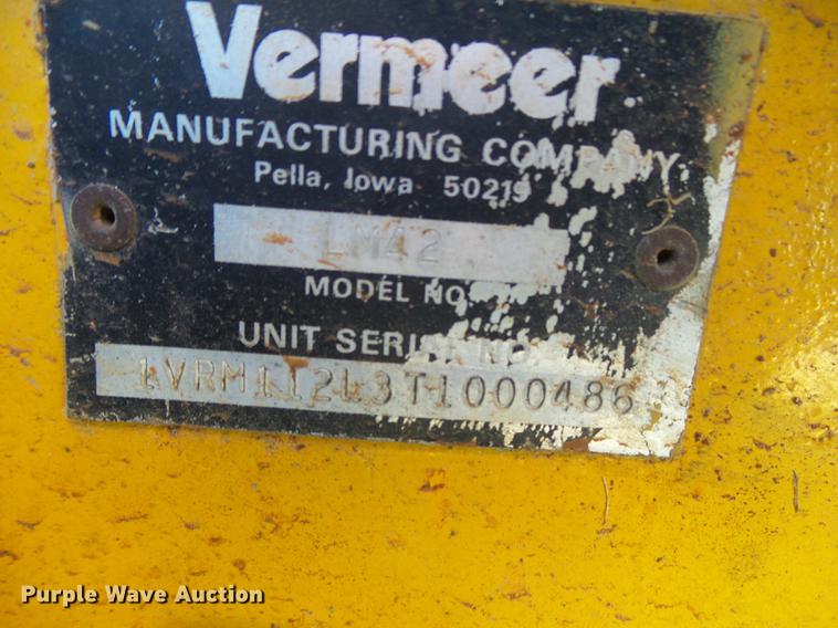 image for item DB7285 1996 Vermeer LM42 vibratory cable plow
