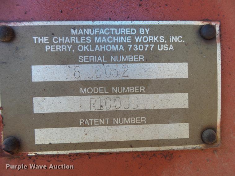 image for item DB7286 1992 Ditch Witch R100 vibratory cable plow