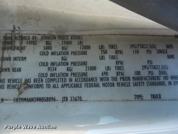 image for item DB7287 2009 International DuraStar 4300 truck cab and chassis