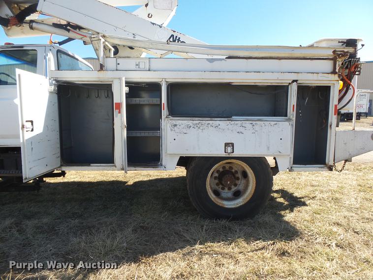 image for item DB7288 1997 Ford F800 Super Duty bucket truck