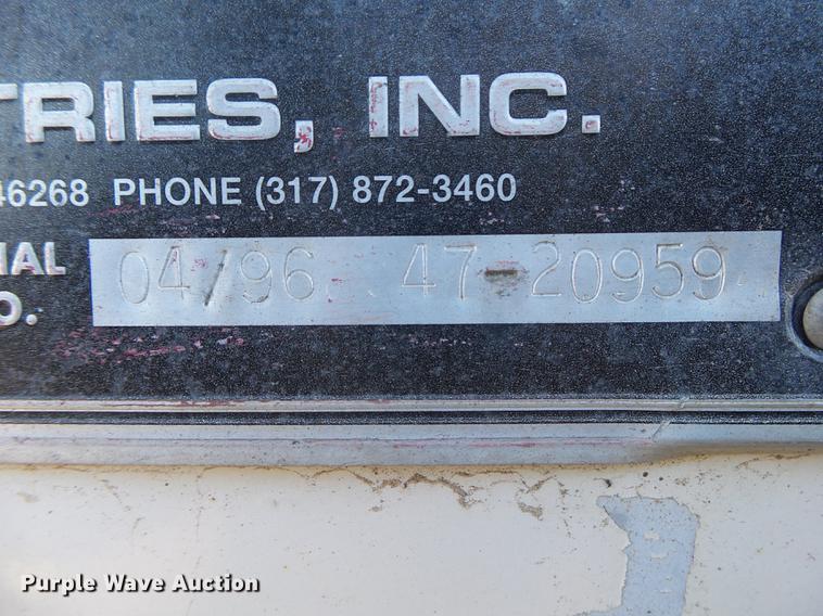 image for item DB7288 1997 Ford F800 Super Duty bucket truck