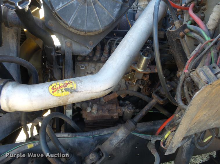 image for item DB7288 1997 Ford F800 Super Duty bucket truck