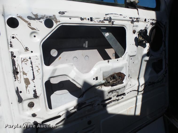 image for item DB7288 1997 Ford F800 Super Duty bucket truck