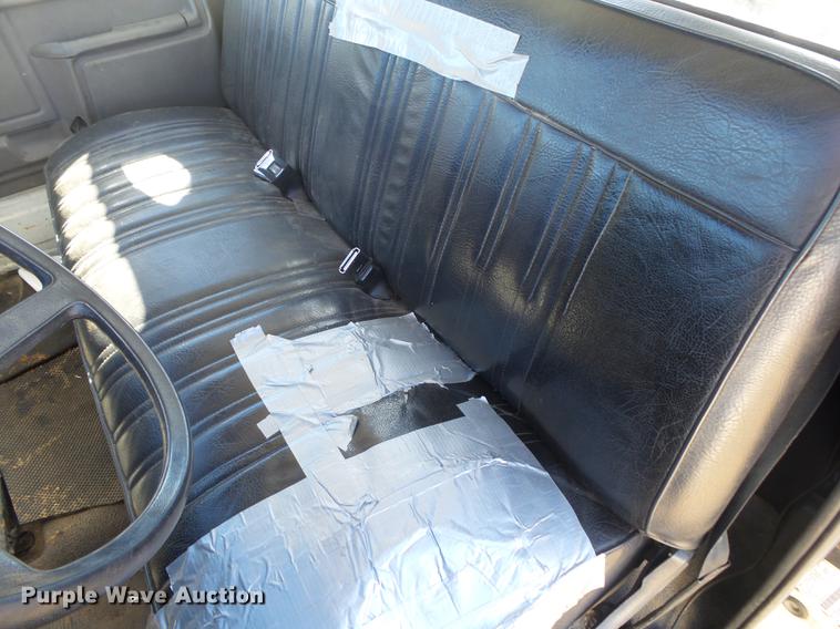 image for item DB7288 1997 Ford F800 Super Duty bucket truck