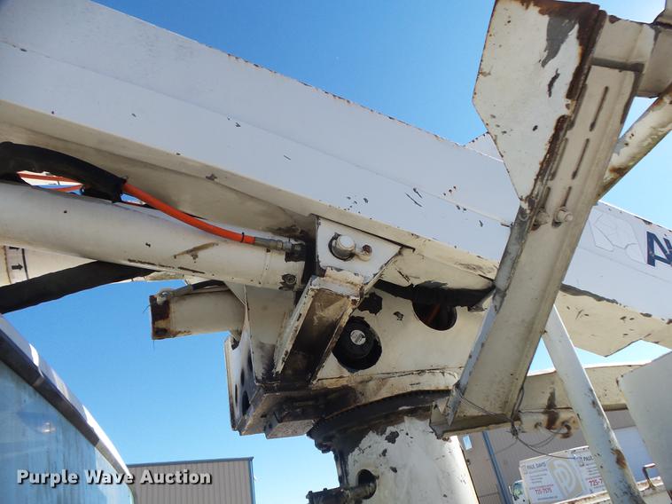 image for item DB7288 1997 Ford F800 Super Duty bucket truck