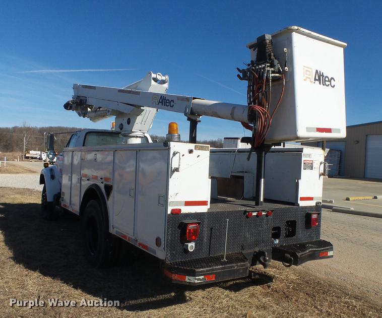 image for item DB7289 1996 Ford F800 Super Duty bucket truck