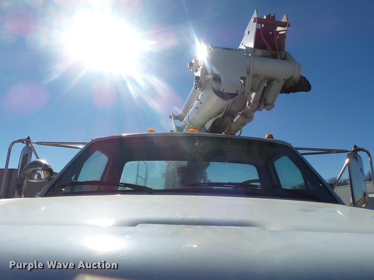 image for item DB7289 1996 Ford F800 Super Duty bucket truck