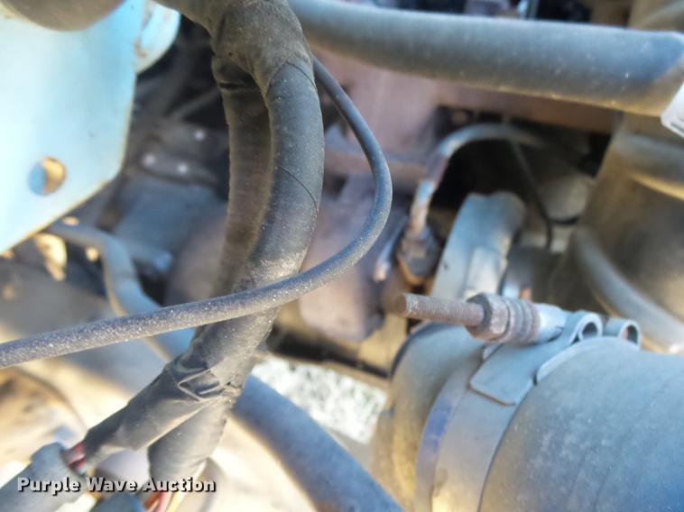 image for item DB7289 1996 Ford F800 Super Duty bucket truck