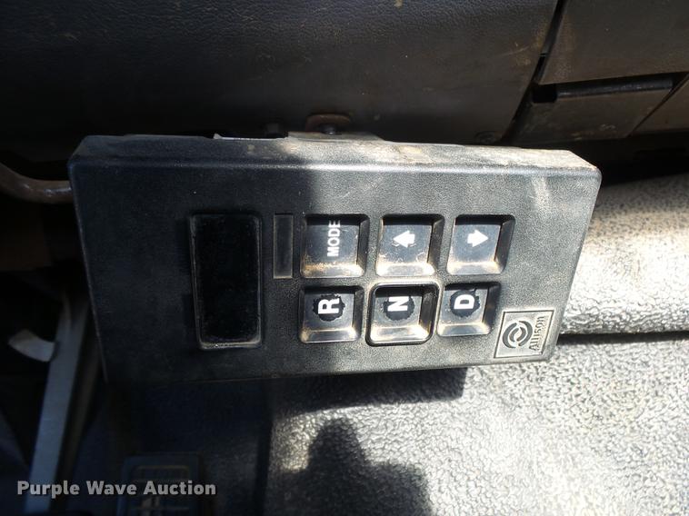 image for item DB7289 1996 Ford F800 Super Duty bucket truck