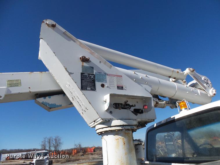 image for item DB7289 1996 Ford F800 Super Duty bucket truck