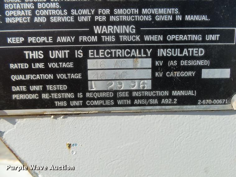 image for item DB7289 1996 Ford F800 Super Duty bucket truck