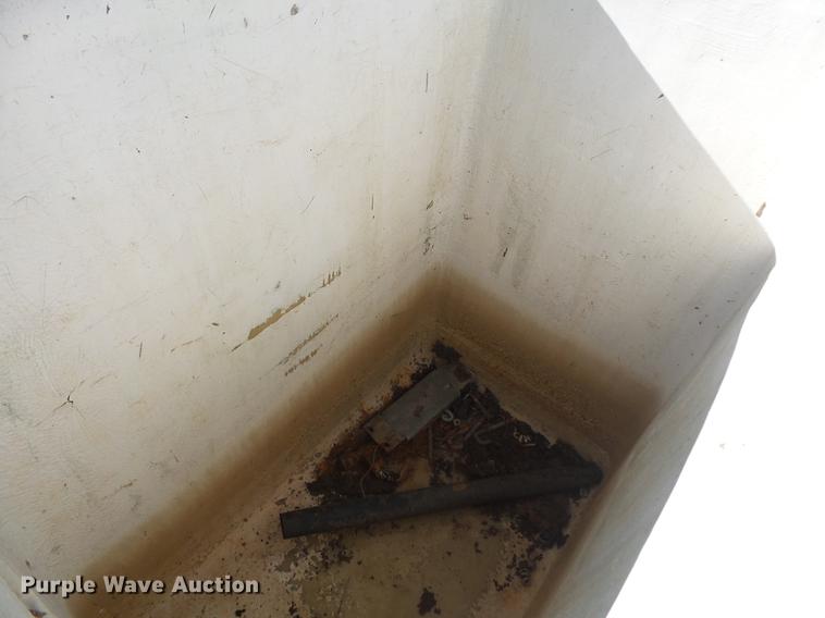 image for item DB7289 1996 Ford F800 Super Duty bucket truck