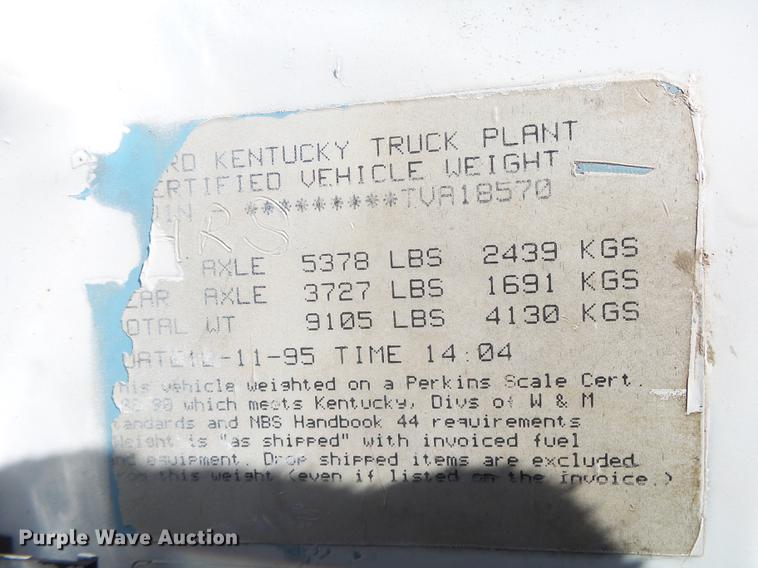 image for item DB7289 1996 Ford F800 Super Duty bucket truck