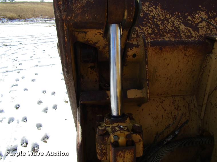 image for item DB9754 1999 Caterpillar 973 track loader