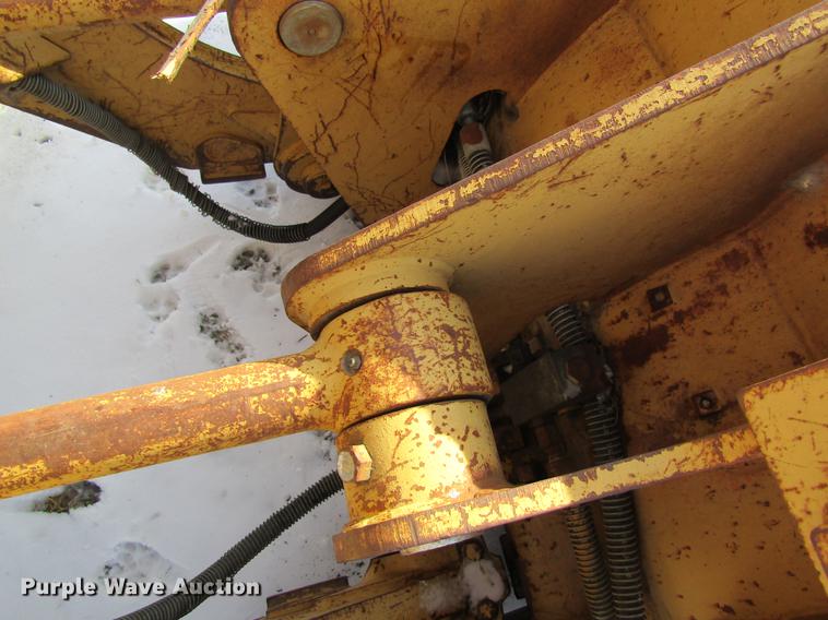image for item DB9754 1999 Caterpillar 973 track loader