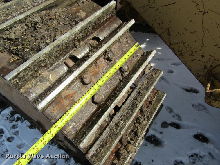 image for item DB9754 1999 Caterpillar 973 track loader