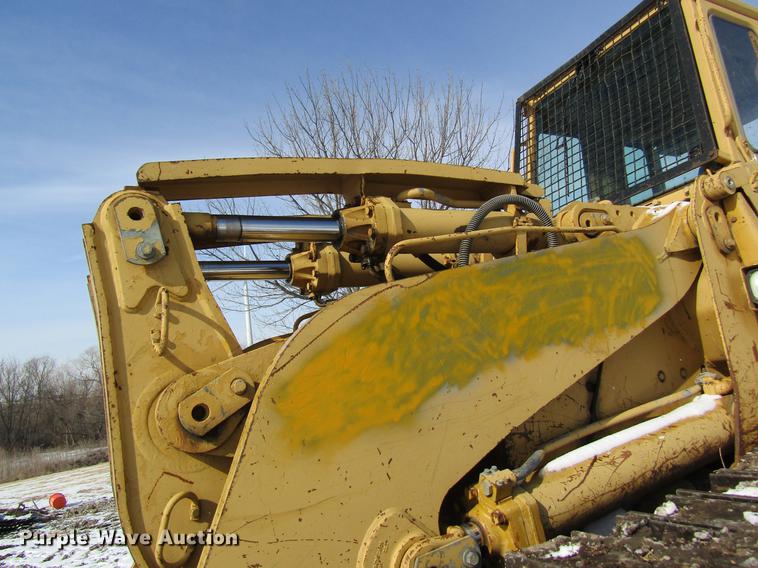 image for item DB9754 1999 Caterpillar 973 track loader