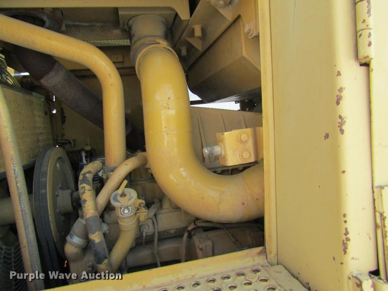 image for item DB9754 1999 Caterpillar 973 track loader