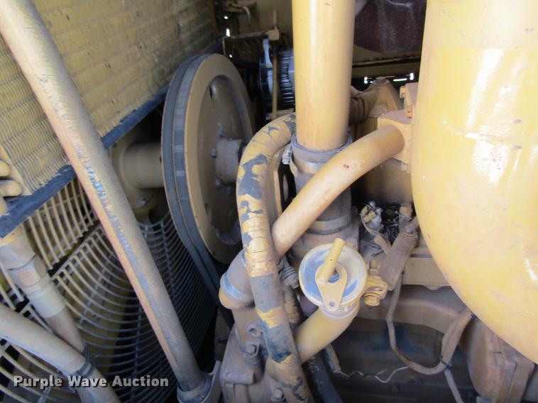 image for item DB9754 1999 Caterpillar 973 track loader