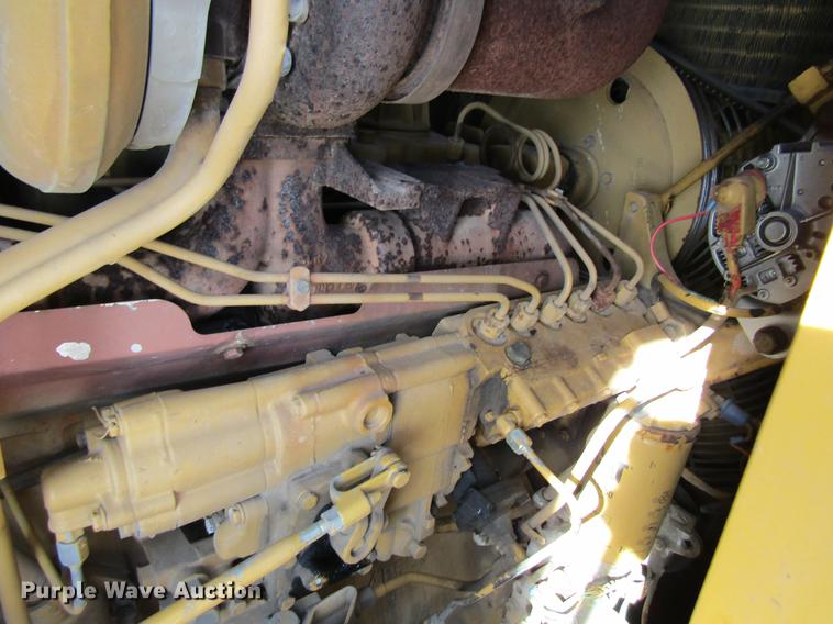 image for item DB9754 1999 Caterpillar 973 track loader