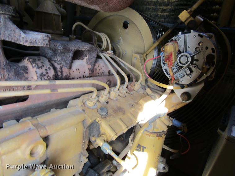 image for item DB9754 1999 Caterpillar 973 track loader