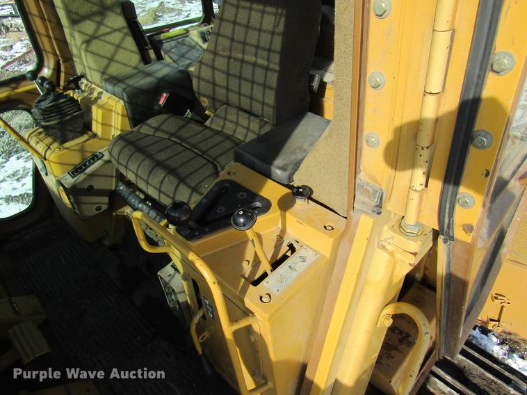 image for item DB9754 1999 Caterpillar 973 track loader