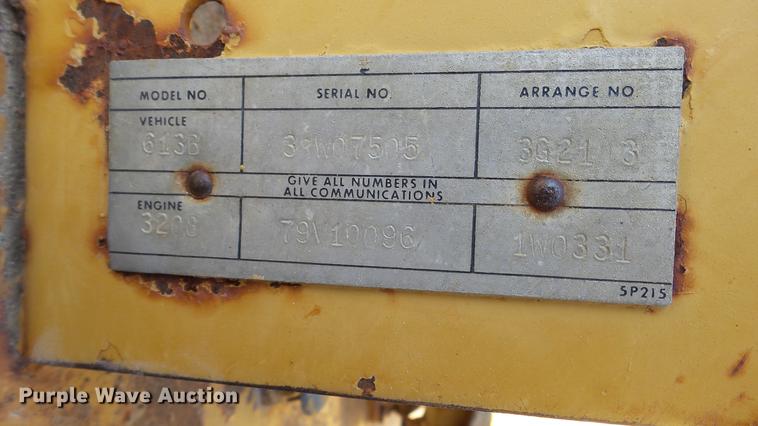 image for item DC5690 1983 Caterpillar 613B water wagon