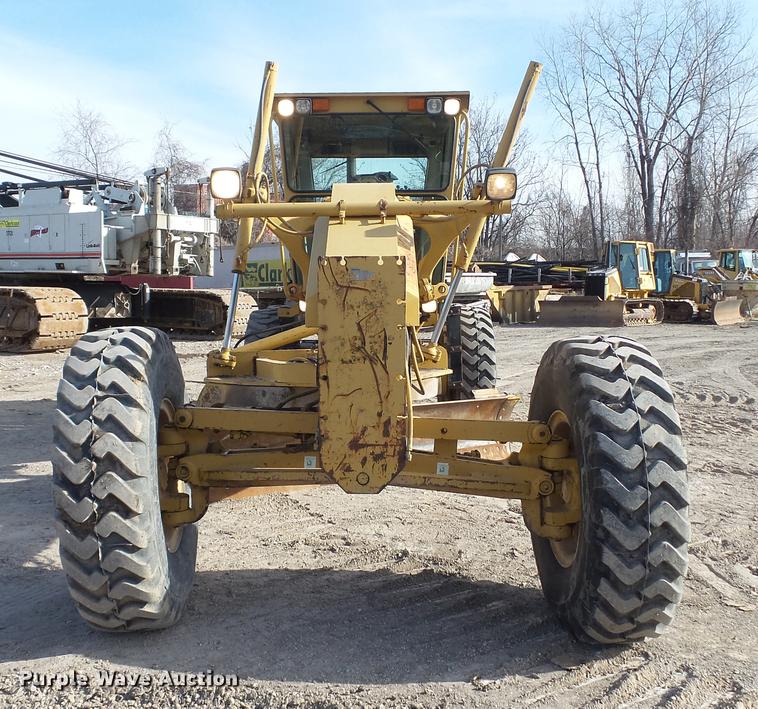 image for item DC5691 1996 Caterpillar 140H motor grader