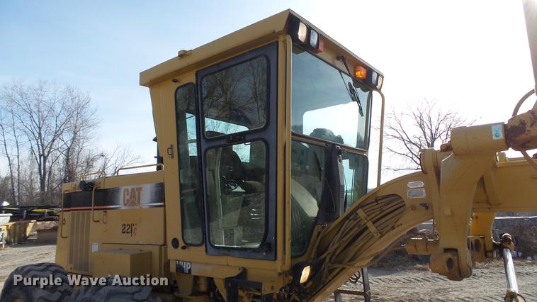 image for item DC5691 1996 Caterpillar 140H motor grader