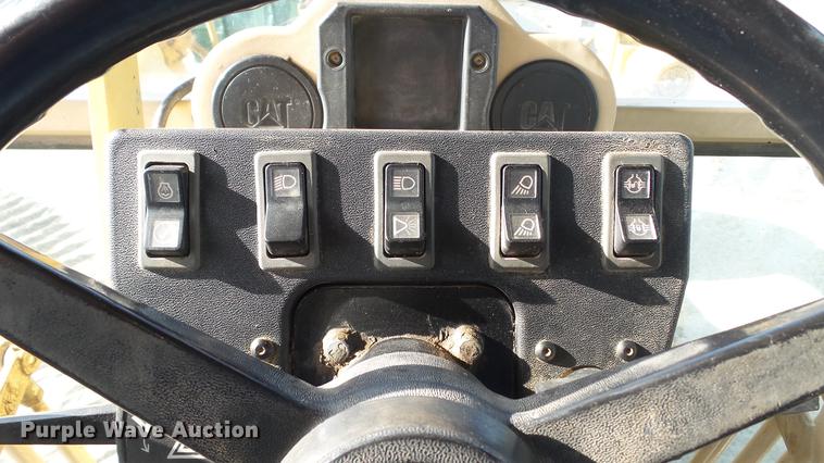 image for item DC5691 1996 Caterpillar 140H motor grader