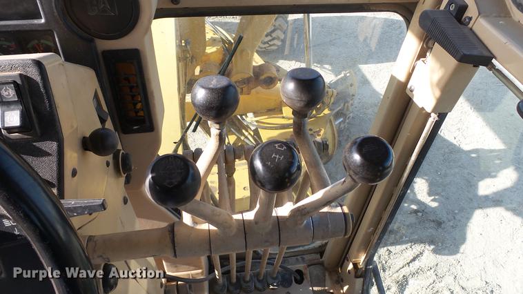 image for item DC5691 1996 Caterpillar 140H motor grader