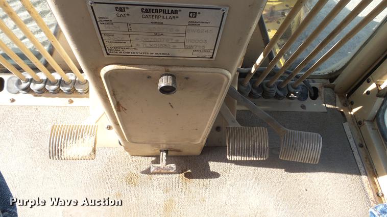 image for item DC5691 1996 Caterpillar 140H motor grader