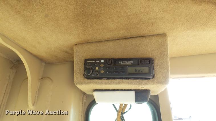 image for item DC5691 1996 Caterpillar 140H motor grader