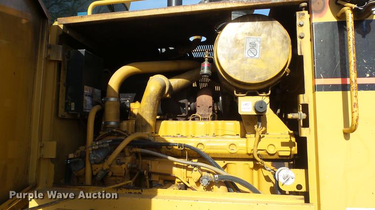 image for item DC5691 1996 Caterpillar 140H motor grader