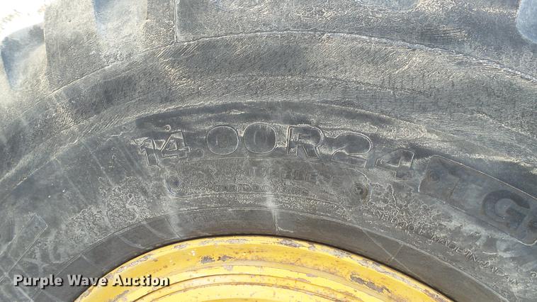 image for item DC5691 1996 Caterpillar 140H motor grader