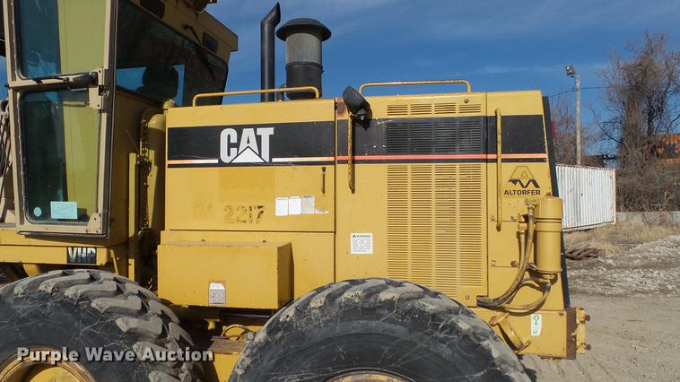 image for item DC5691 1996 Caterpillar 140H motor grader