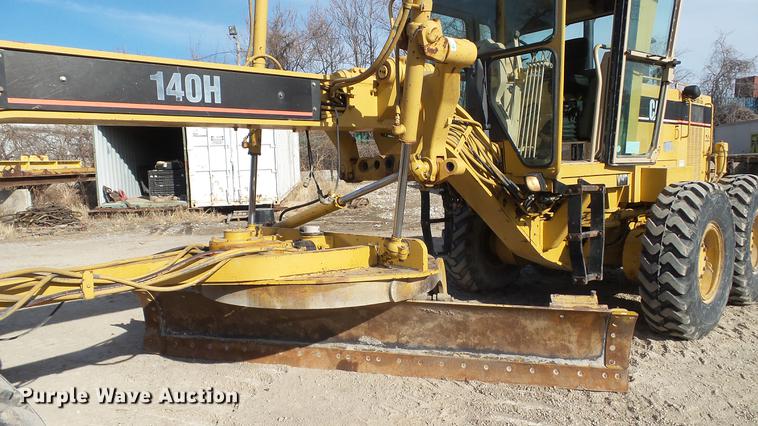 image for item DC5691 1996 Caterpillar 140H motor grader