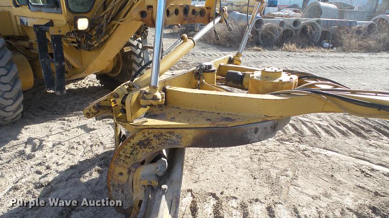 image for item DC5691 1996 Caterpillar 140H motor grader