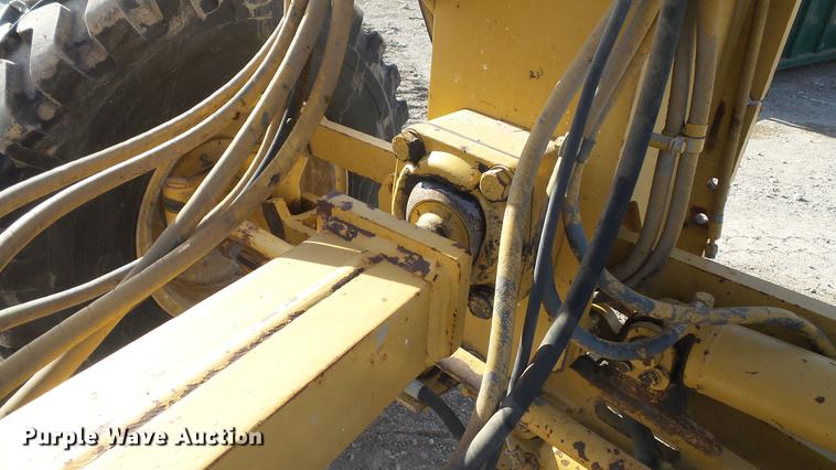 image for item DC5691 1996 Caterpillar 140H motor grader