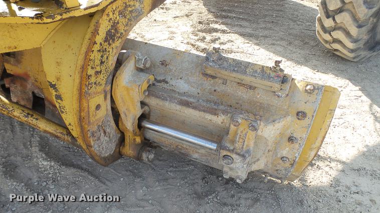 image for item DC5691 1996 Caterpillar 140H motor grader